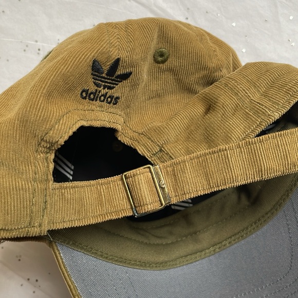 Hat - Picture 4 of 4